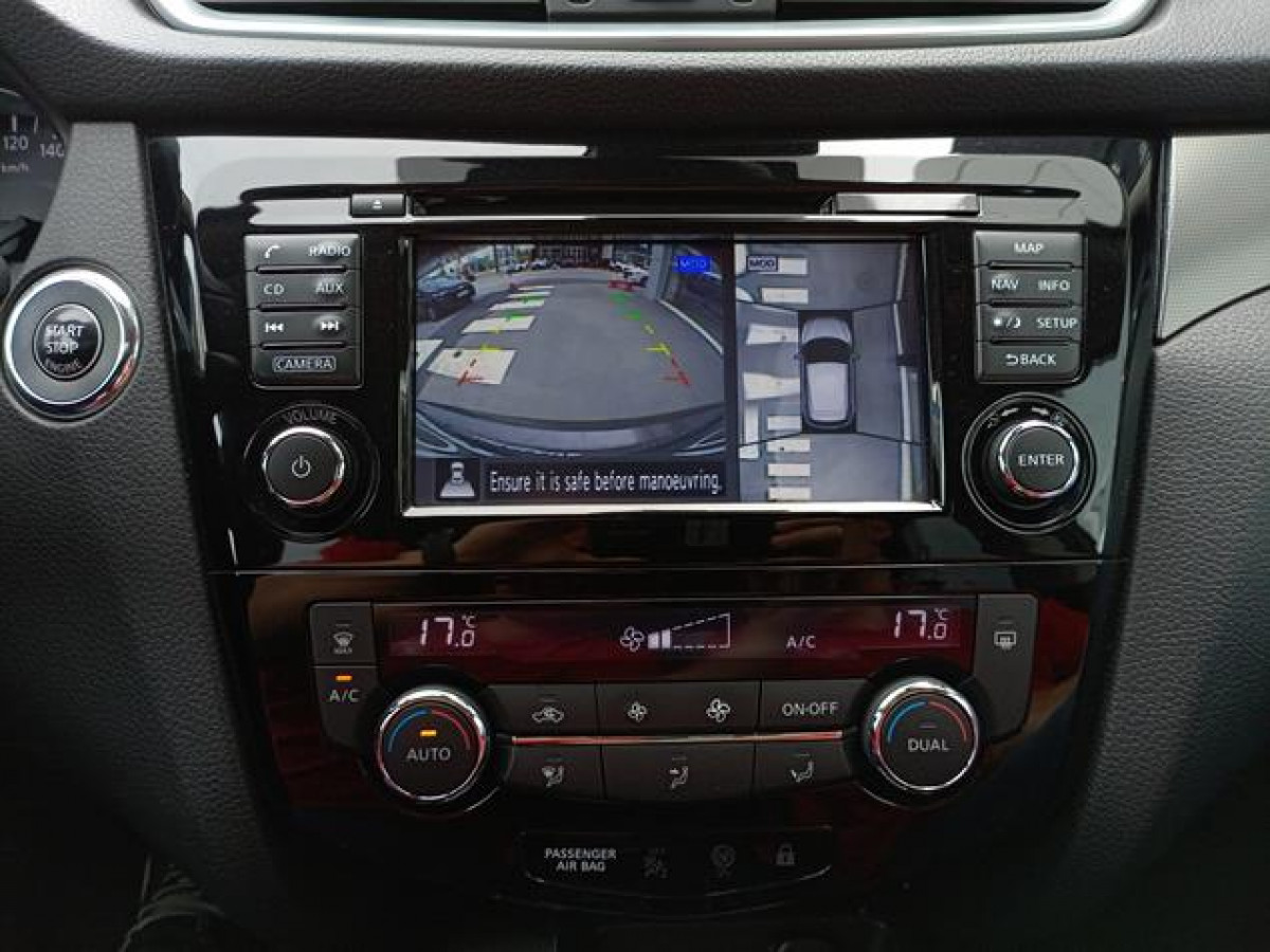 Nissan Qashqai 1.6 dCi N-Connecta Plus AUT