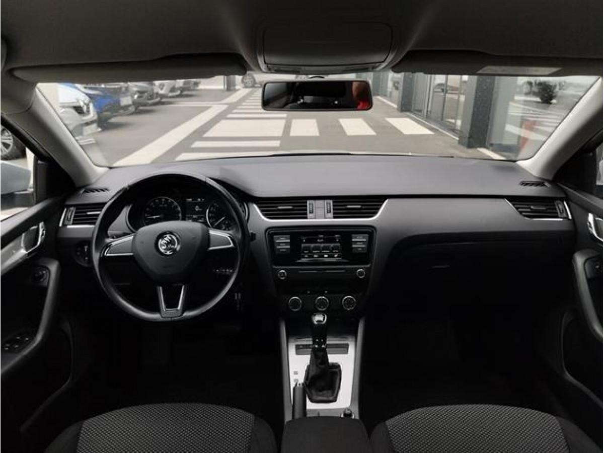 Škoda Octavia 1.6 TDI Ambition DSG