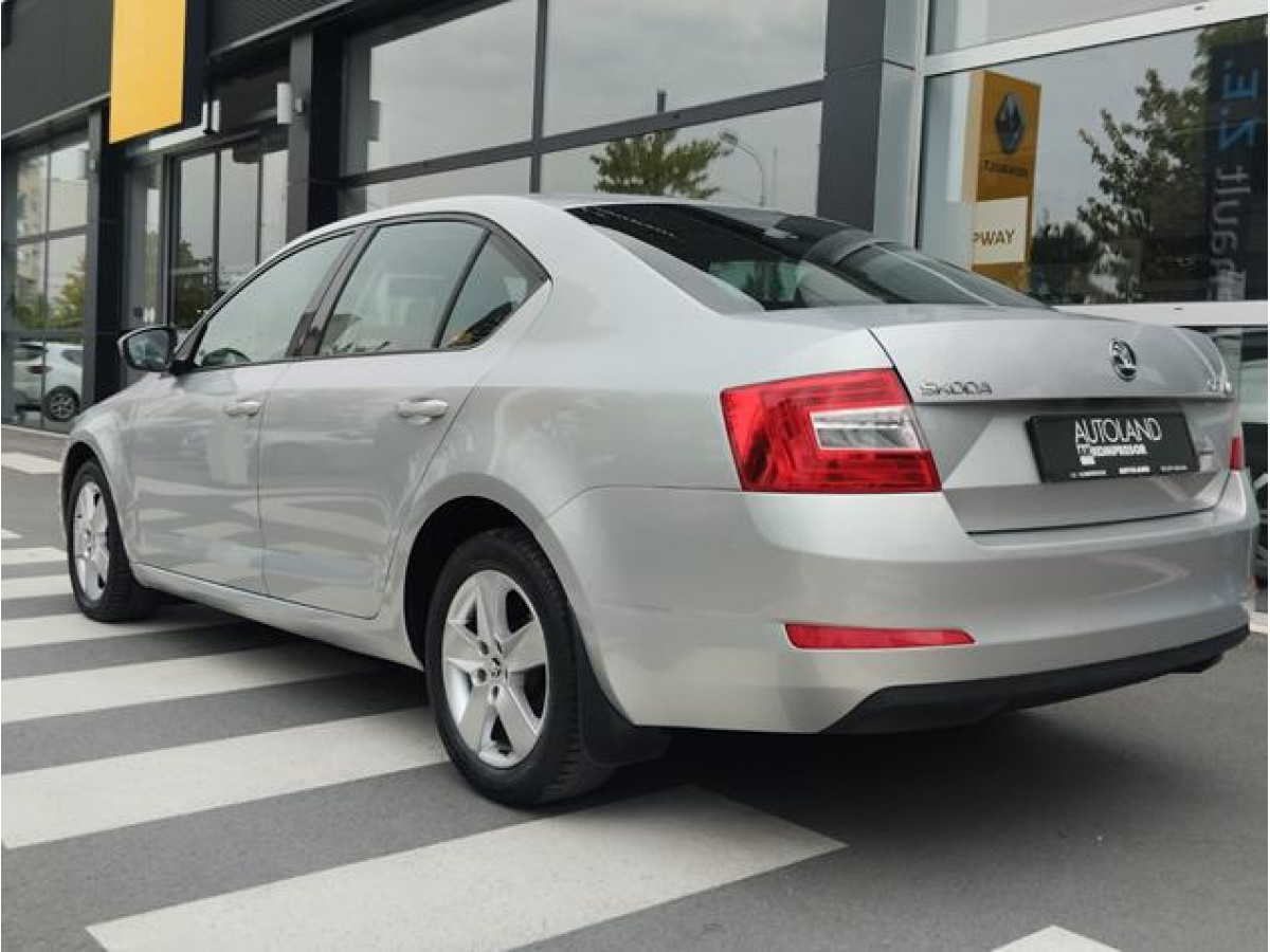 Škoda Octavia 1.6 TDI Ambition DSG