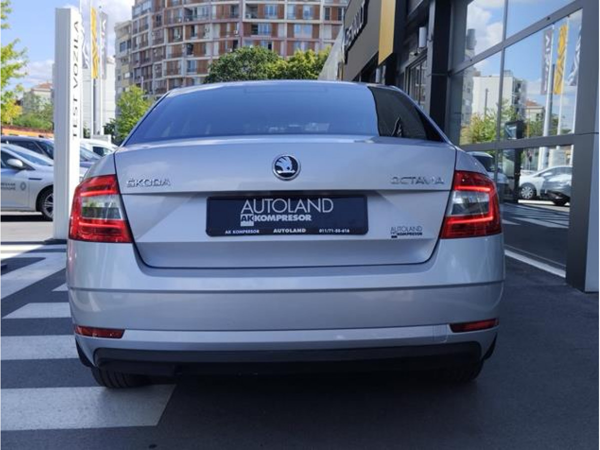 Škoda Octavia 1.6 TDI Ambition