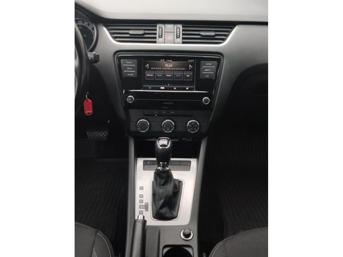 Škoda Octavia 1.6 TDI Ambition DSG