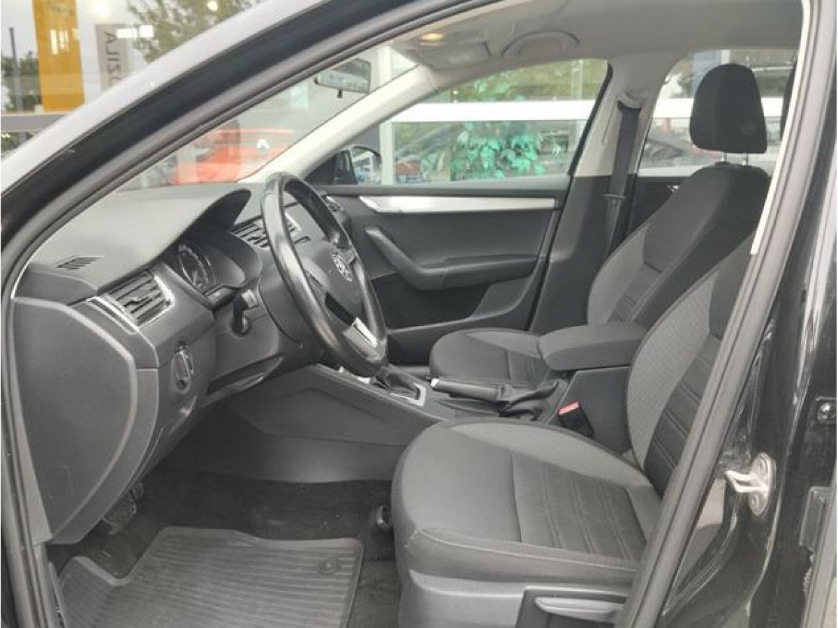 Škoda Octavia 1.6 TDI Ambition DSG