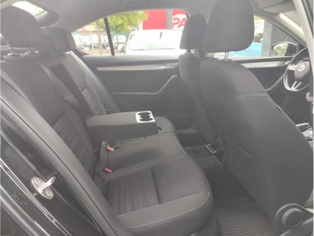 Škoda Octavia 1.6 TDI Ambition DSG