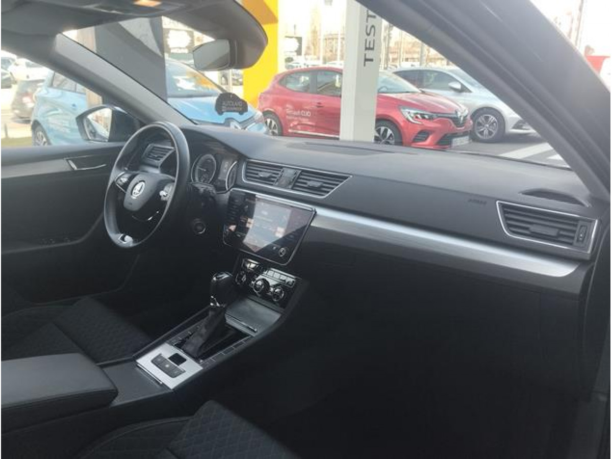 Škoda Superb 2.0 TDI Ambition DSG