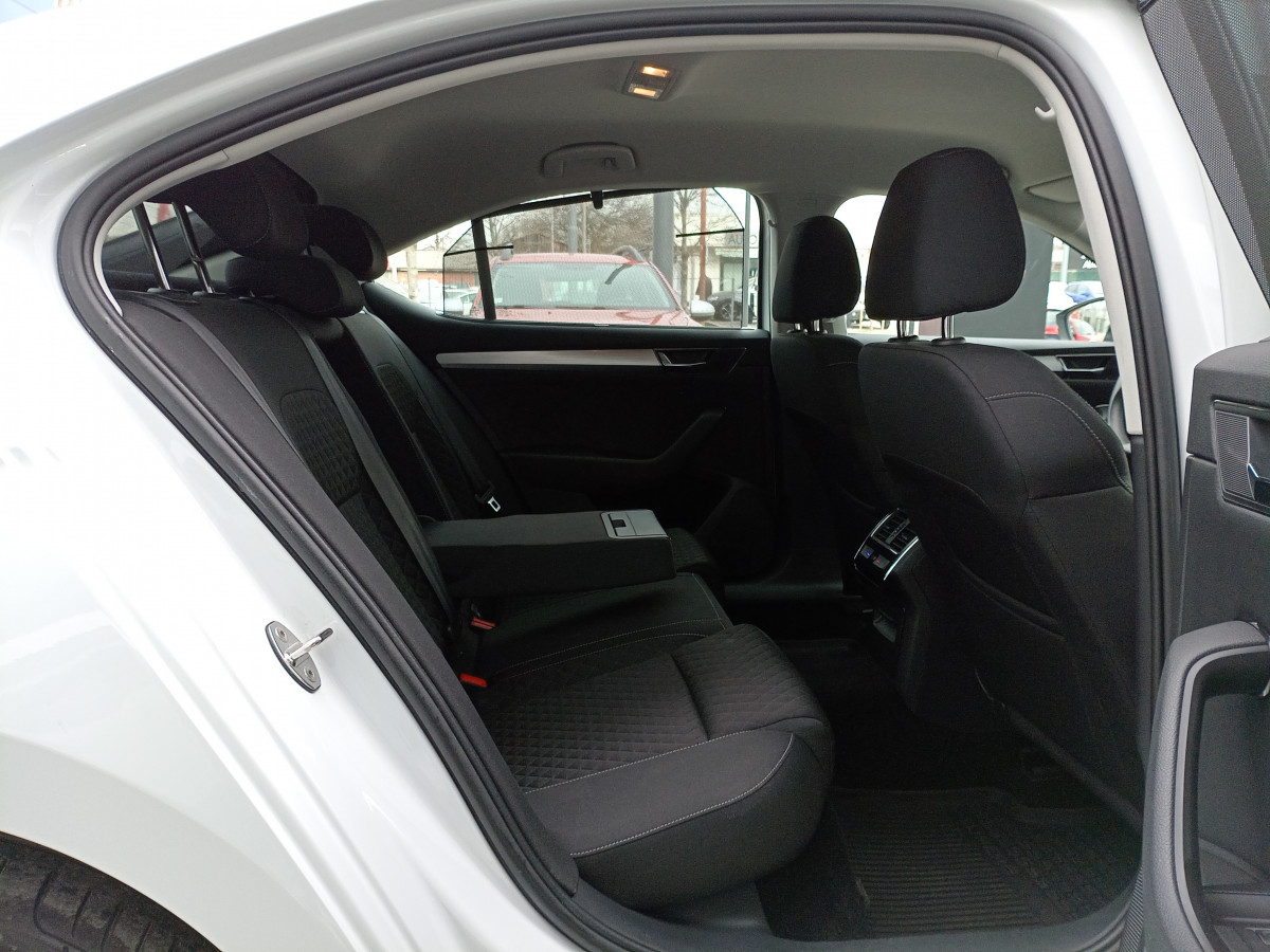 Škoda Superb 2.0 TDI Ambition DSG