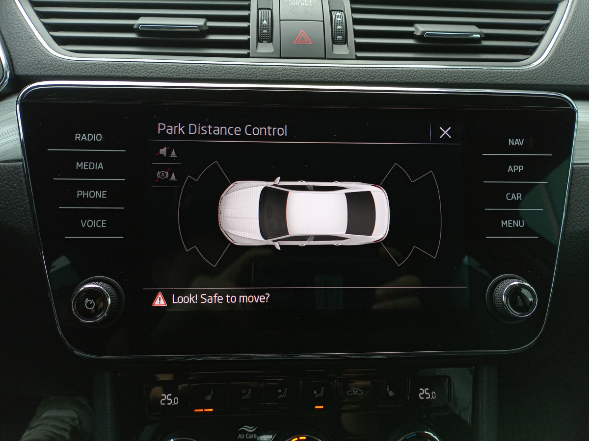 Škoda Superb 2.0 TDI Ambition DSG