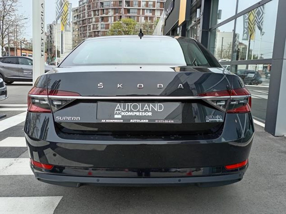 Škoda Superb 2.0 TDI Ambition DSG