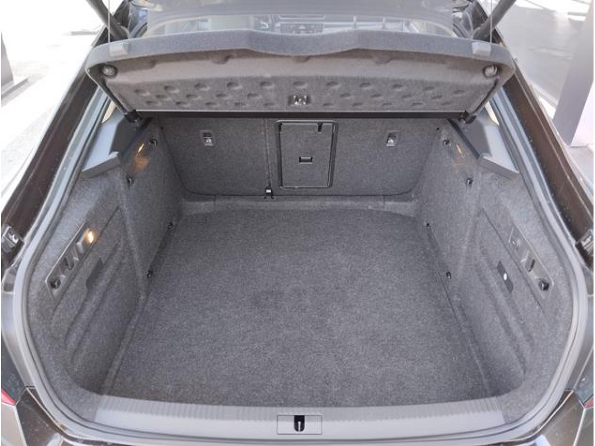 Škoda Superb 2.0 TDI DSG Style