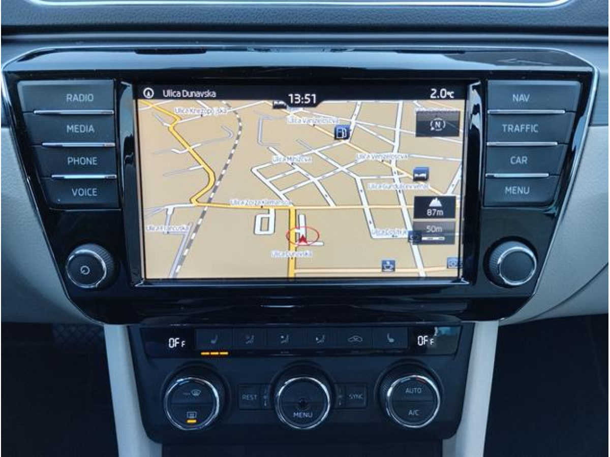 Škoda Superb 2.0 TDI DSG Style