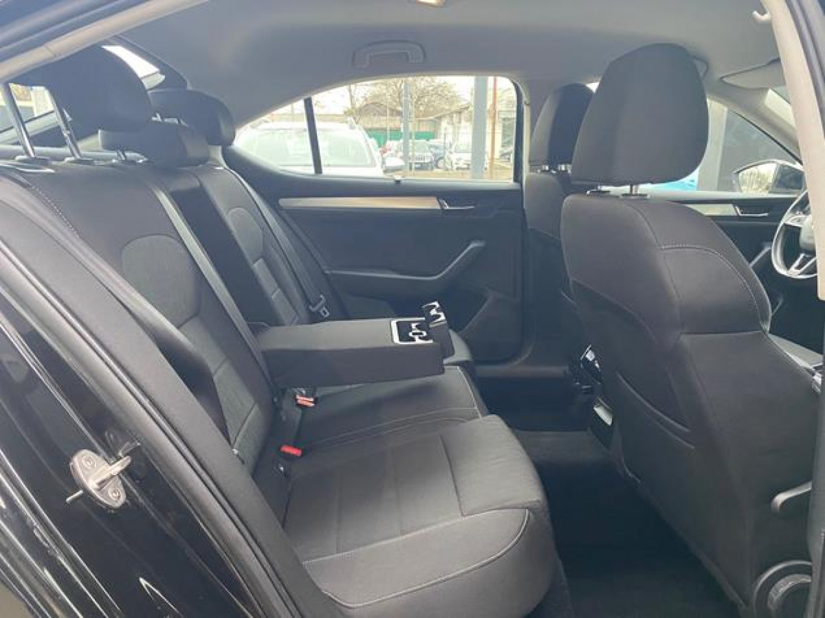 Škoda Superb 2.0 TDI Ambition DSG