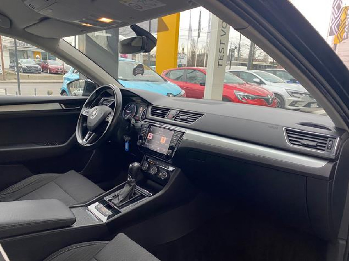 Škoda Superb 2.0 TDI Ambition DSG