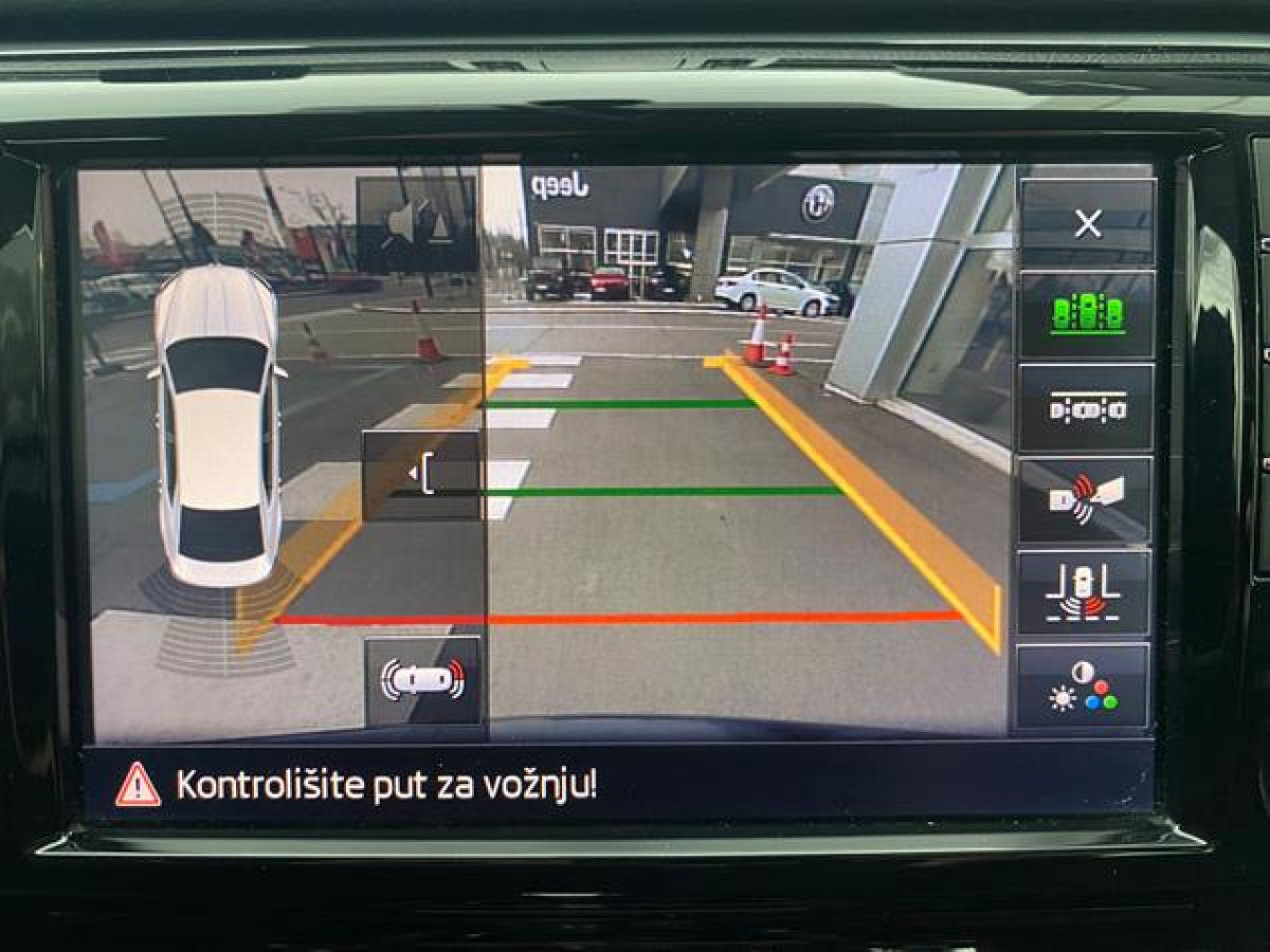 Škoda Superb 2.0 TDI Ambition DSG