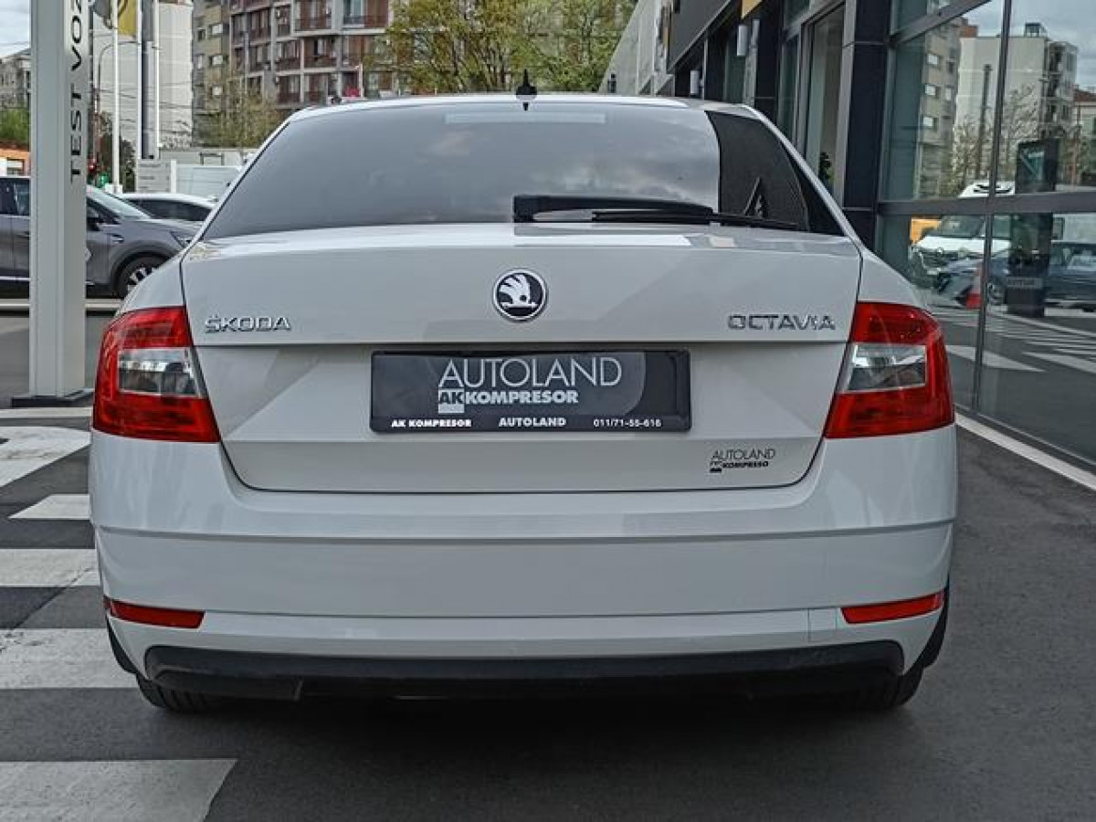 Škoda Octavia 1.0 TSI Ambition