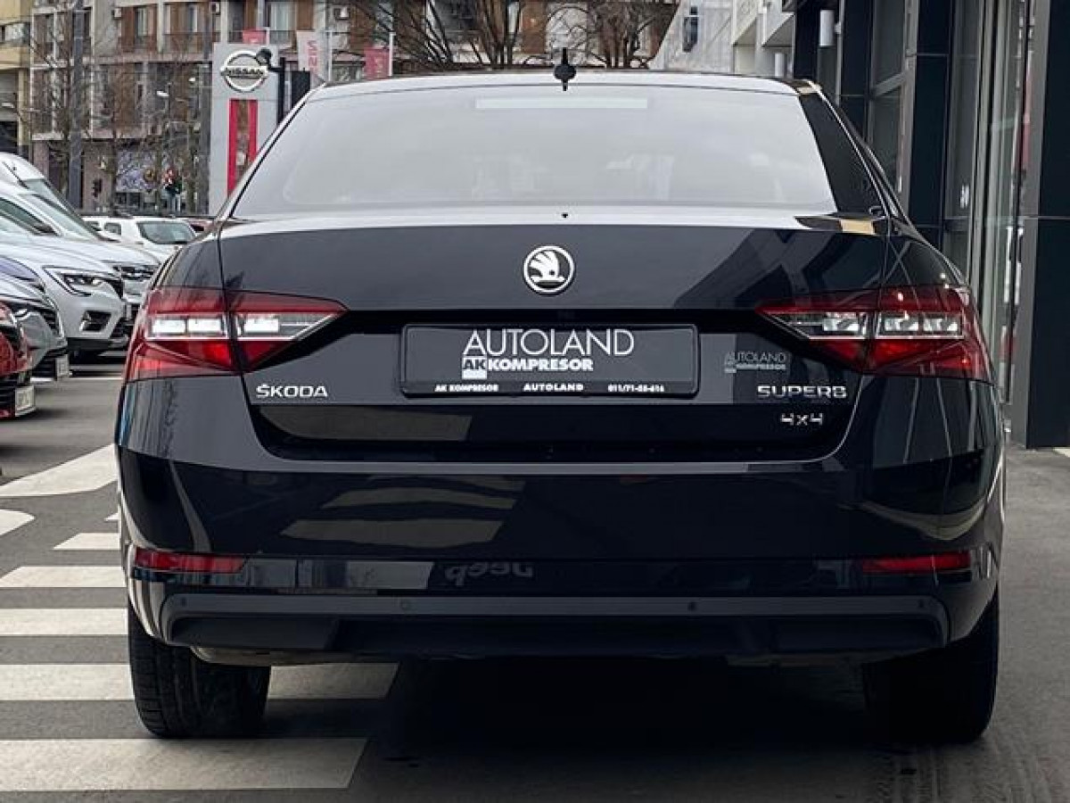 Škoda Superb 2.0 TDI DSG 4X4