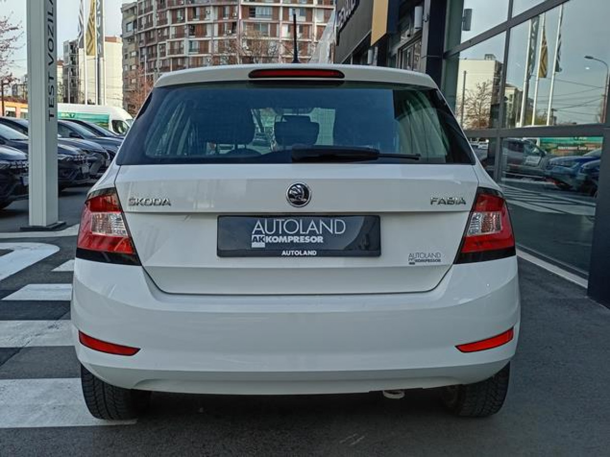 Škoda Fabia 1.0 TSI Ambition