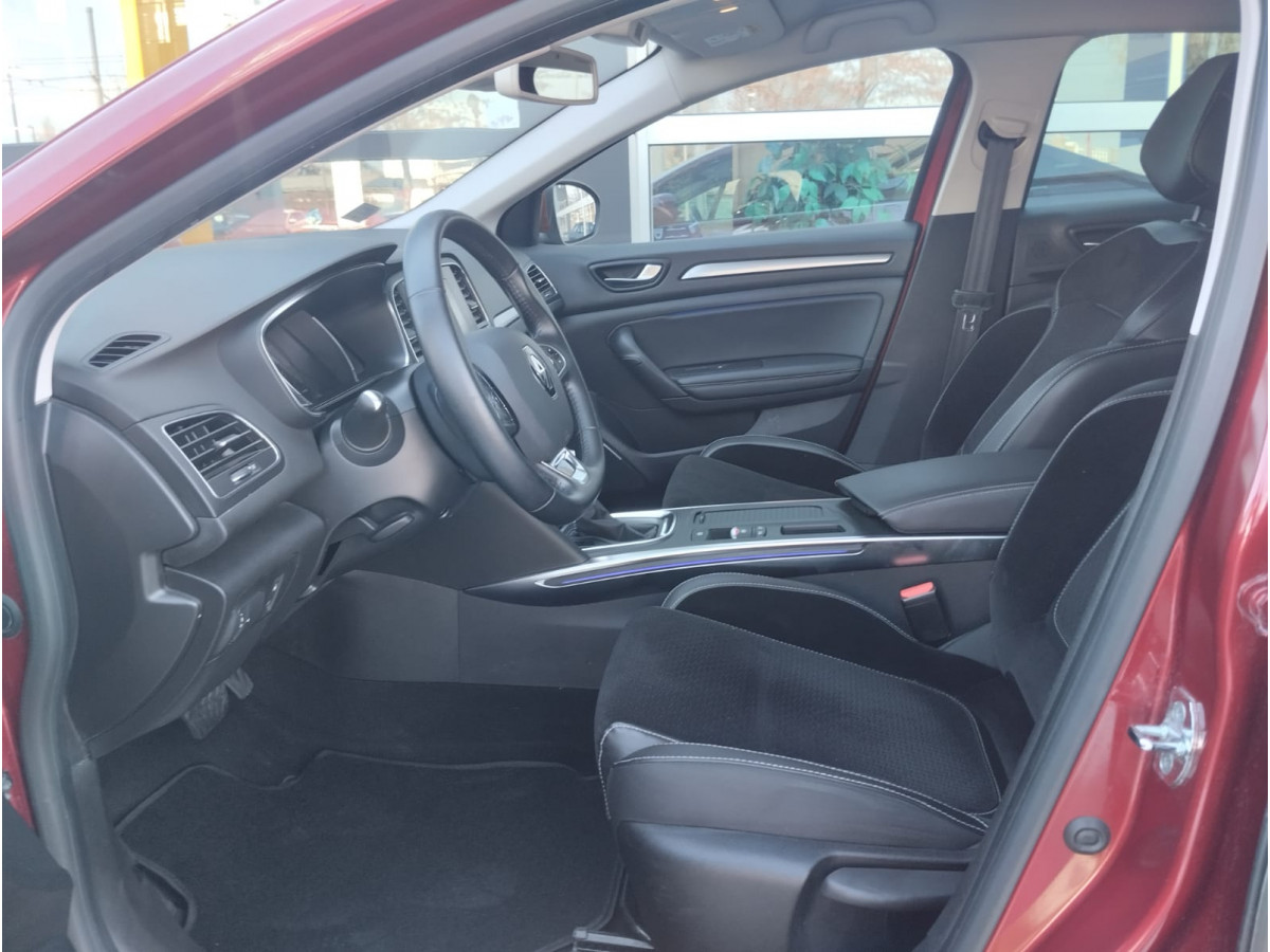 Renault Megane 1.5 dCi Intens EDC