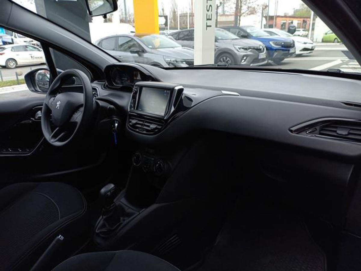 Peugeot 208 1.2 Active