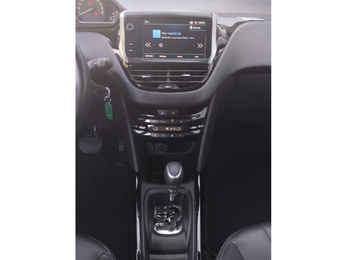 Peugeot 2008 1.5 HDI Allure AUT