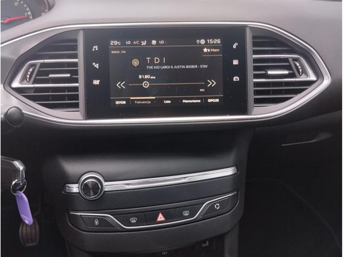 Peugeot 308 1.5 HDI Style 