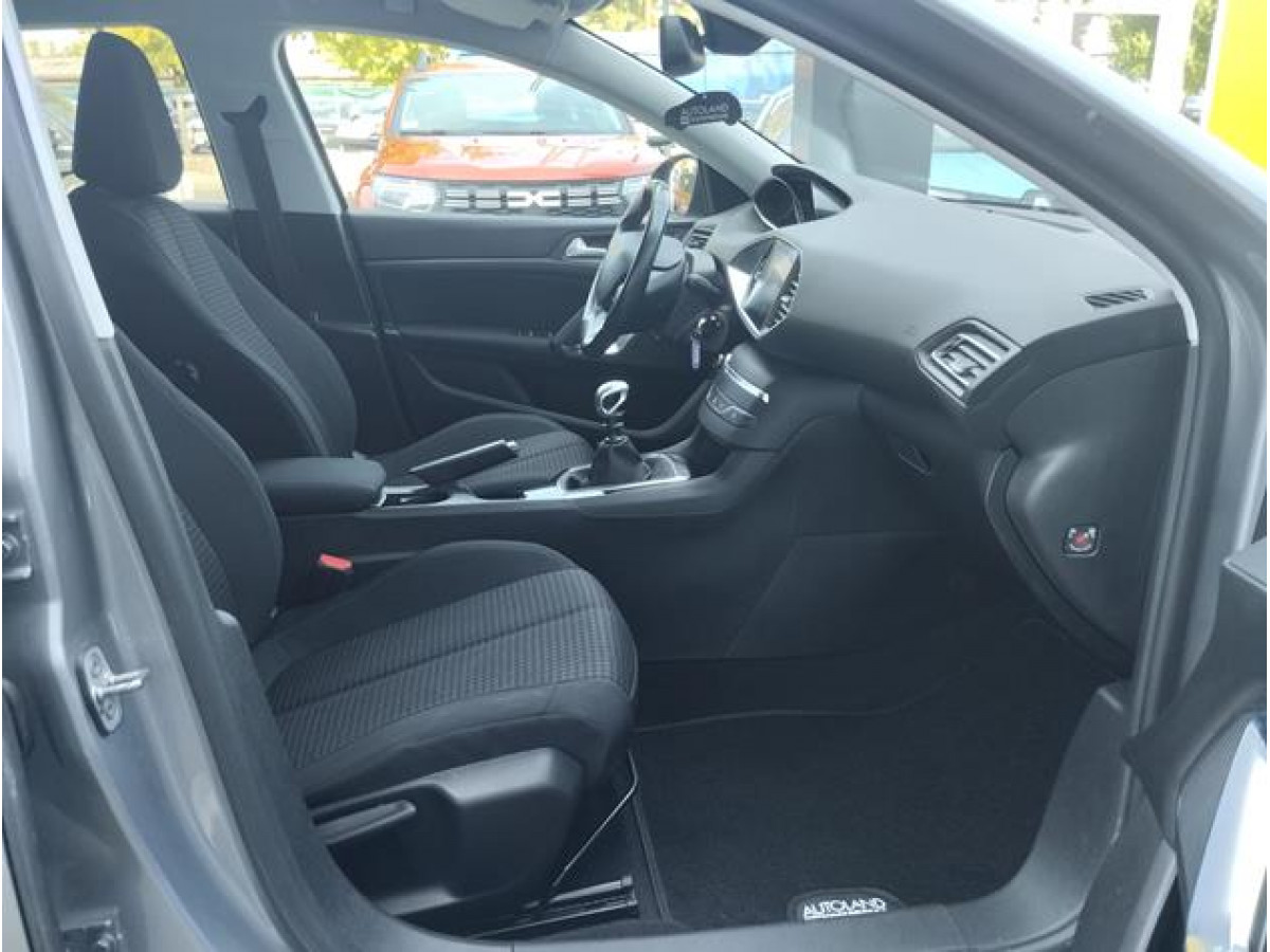 Peugeot 308 1.5 HDI Style 