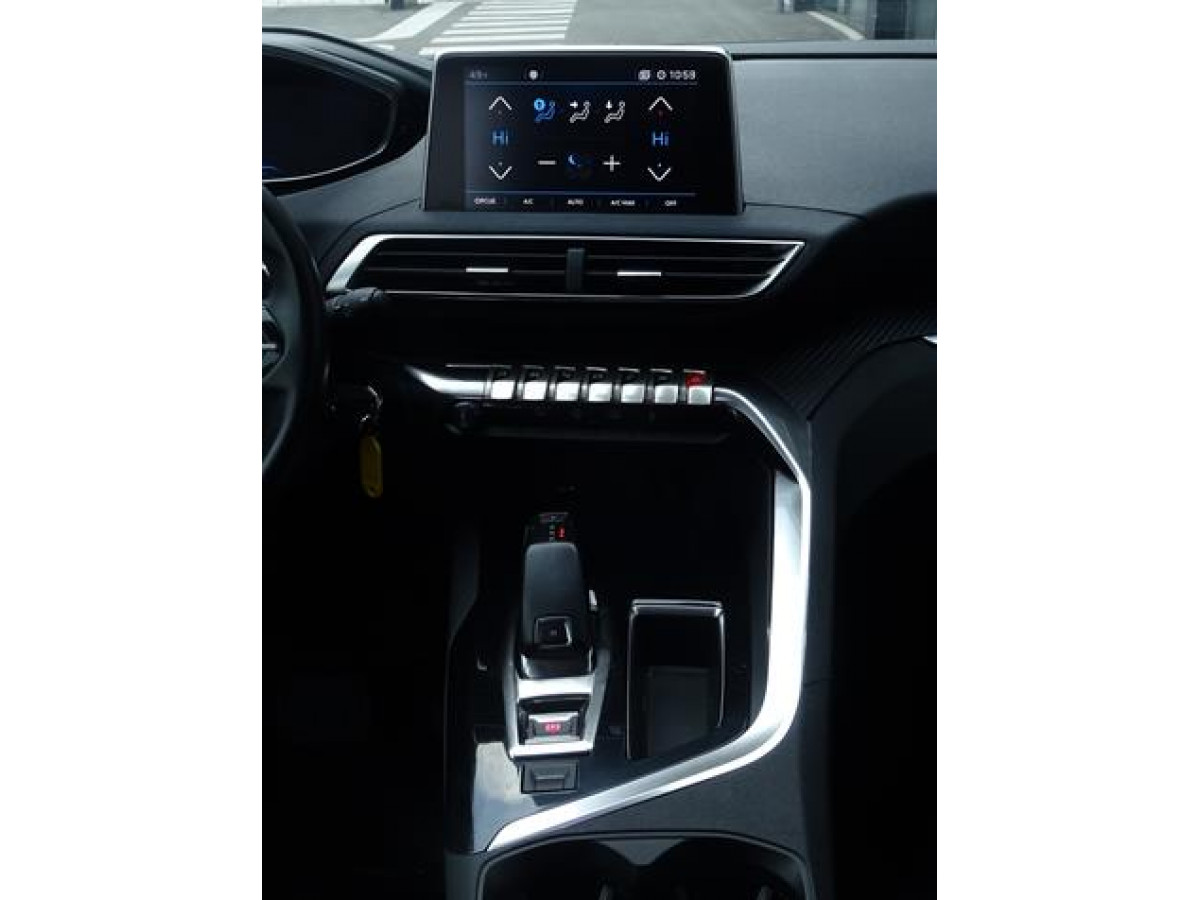 Peugeot 3008 1.6 HDI Business AUT 