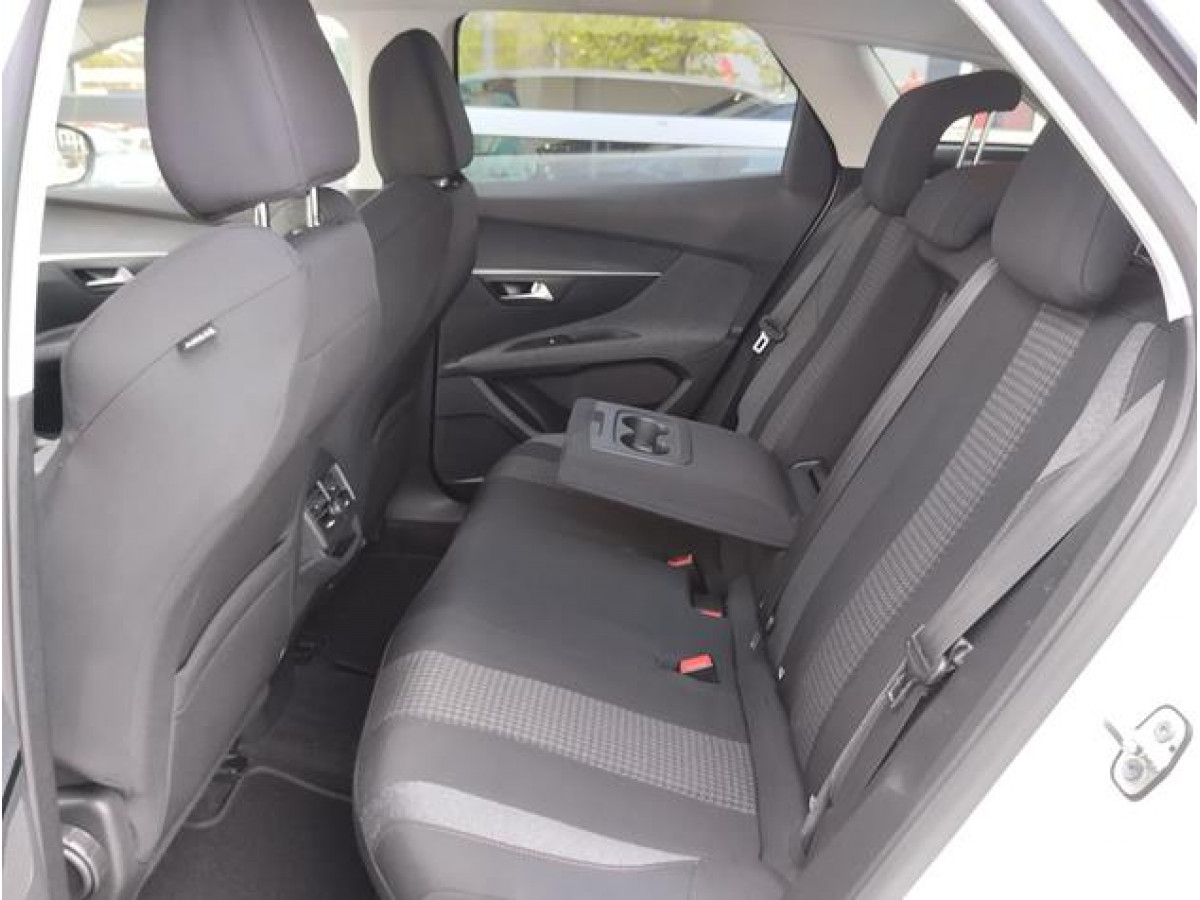 Peugeot 3008 1.5 HDI Business AUT