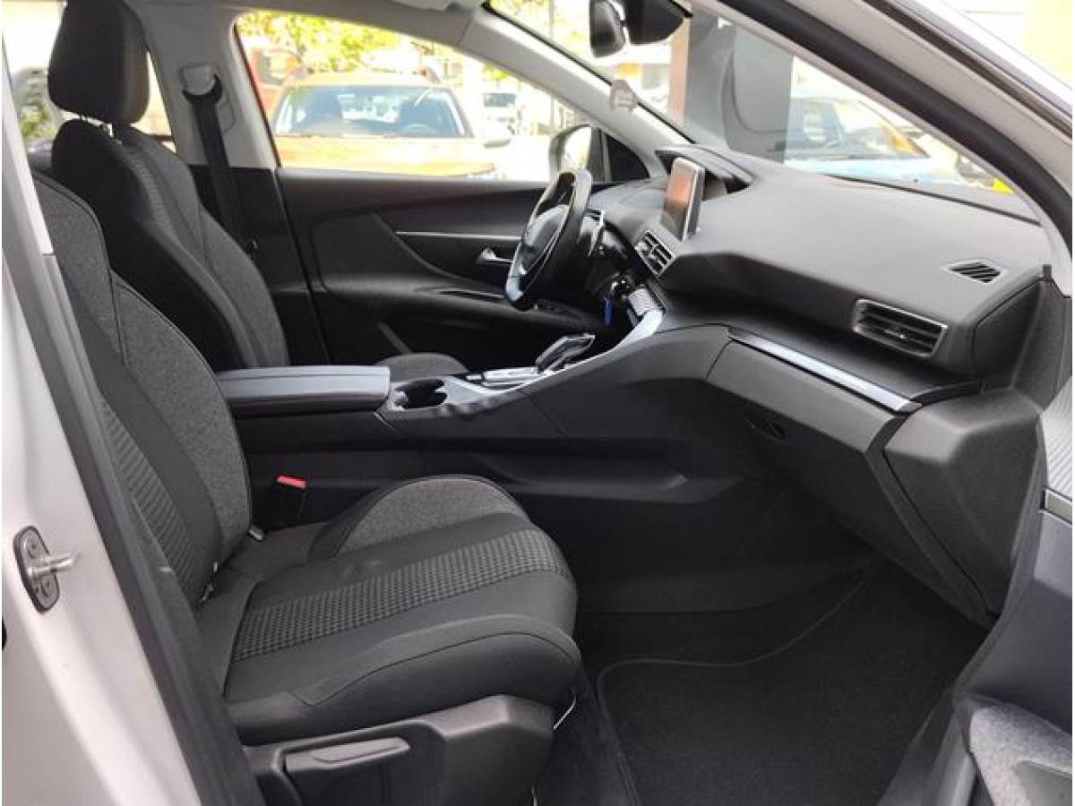 Peugeot 3008 1.5 HDI Business AUT