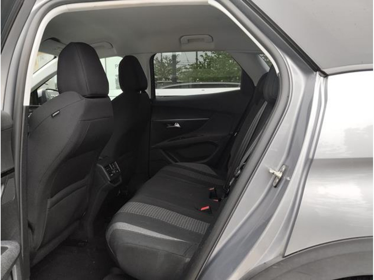 Peugeot 3008 1.5 HDI Business AUT 