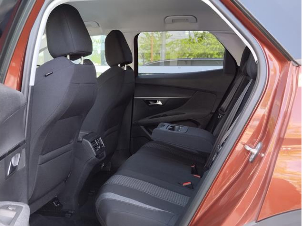 Peugeot 3008 1.5 HDI Business AUT