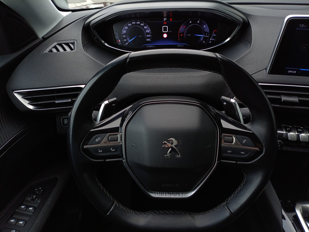 Peugeot 3008 1.5 HDI Business AUT