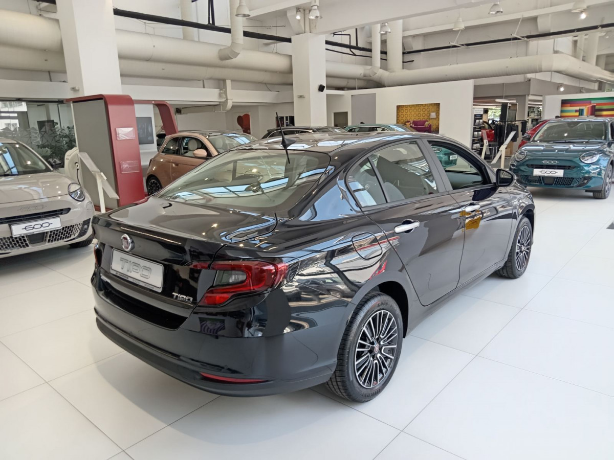 Fiat Tipo Sedan 1.6 mjet 130ks City