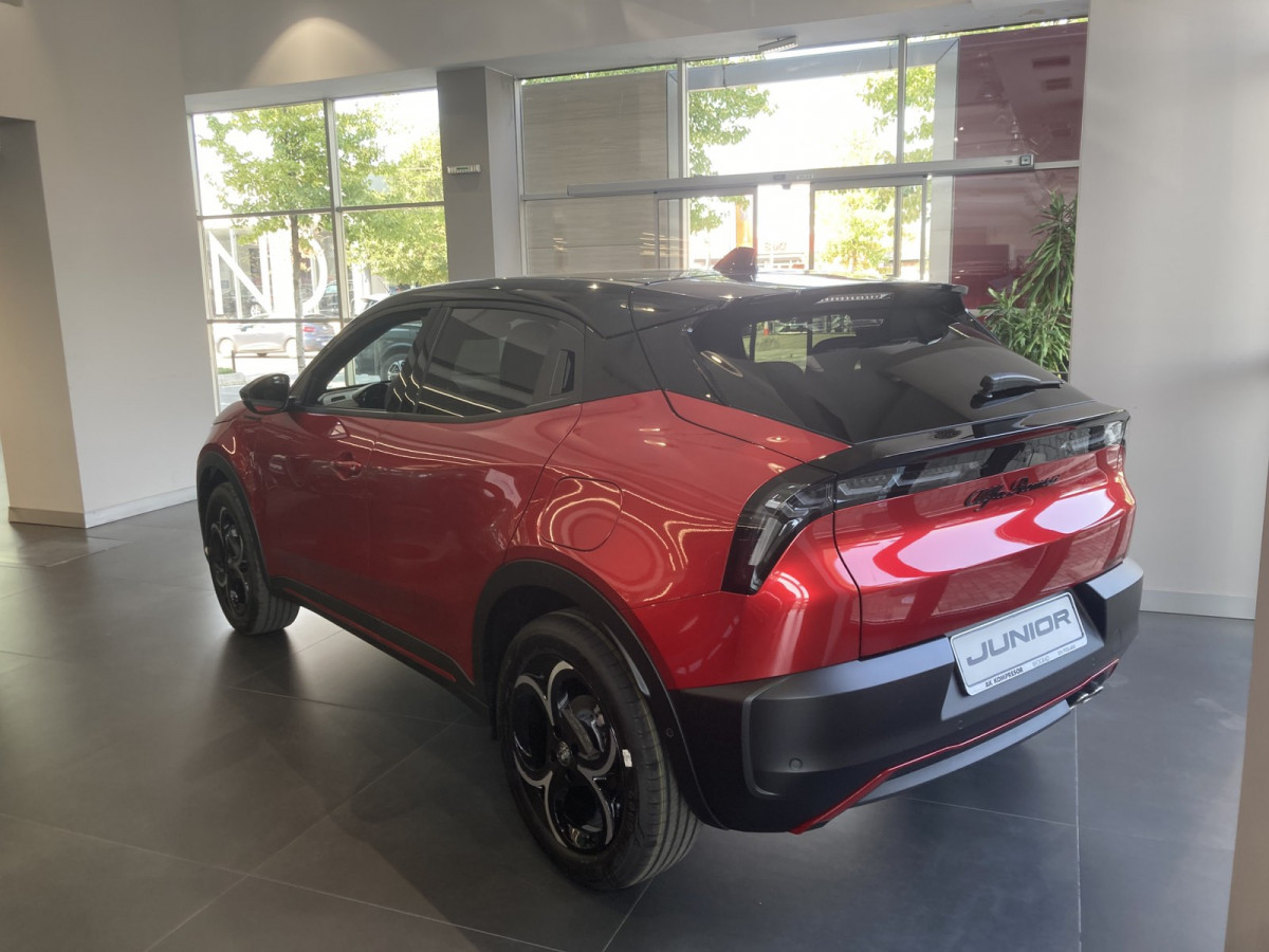 Alfa Romeo Junior 1.2 136ks MHEV DCT6 SPECIALE 