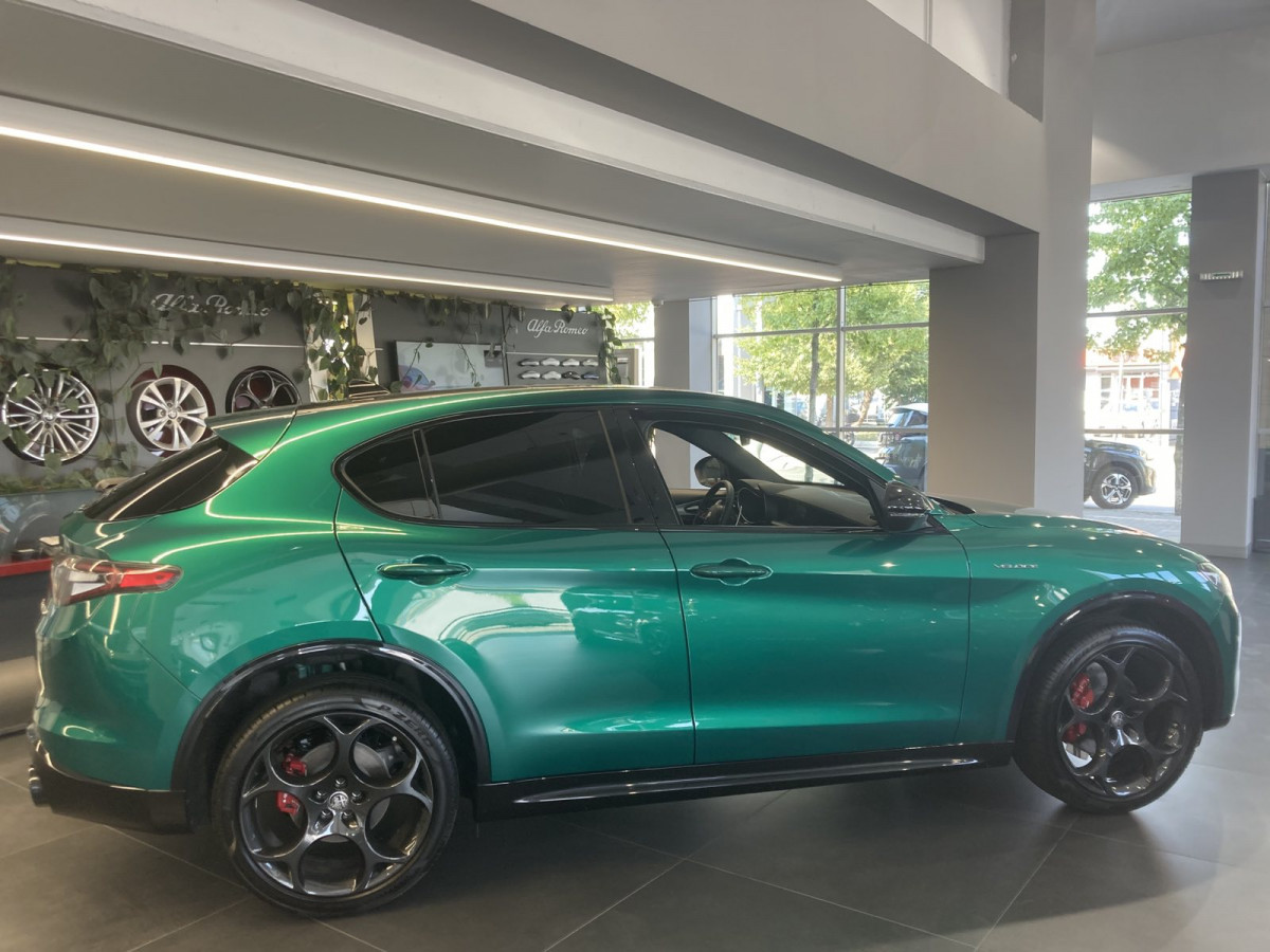 Alfa Romeo Stelvio 2.0 Petrol 280KS Q4 AT8 VELOCE