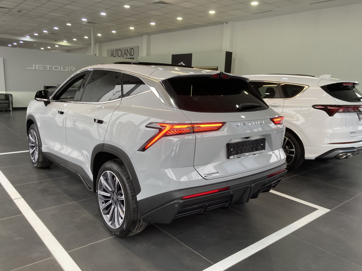 Jetour Dashing 1.5T 147ks 6DCT - Youth Version 