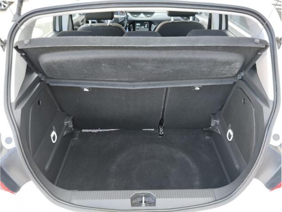 Opel Corsa E 1.2 Enjoy