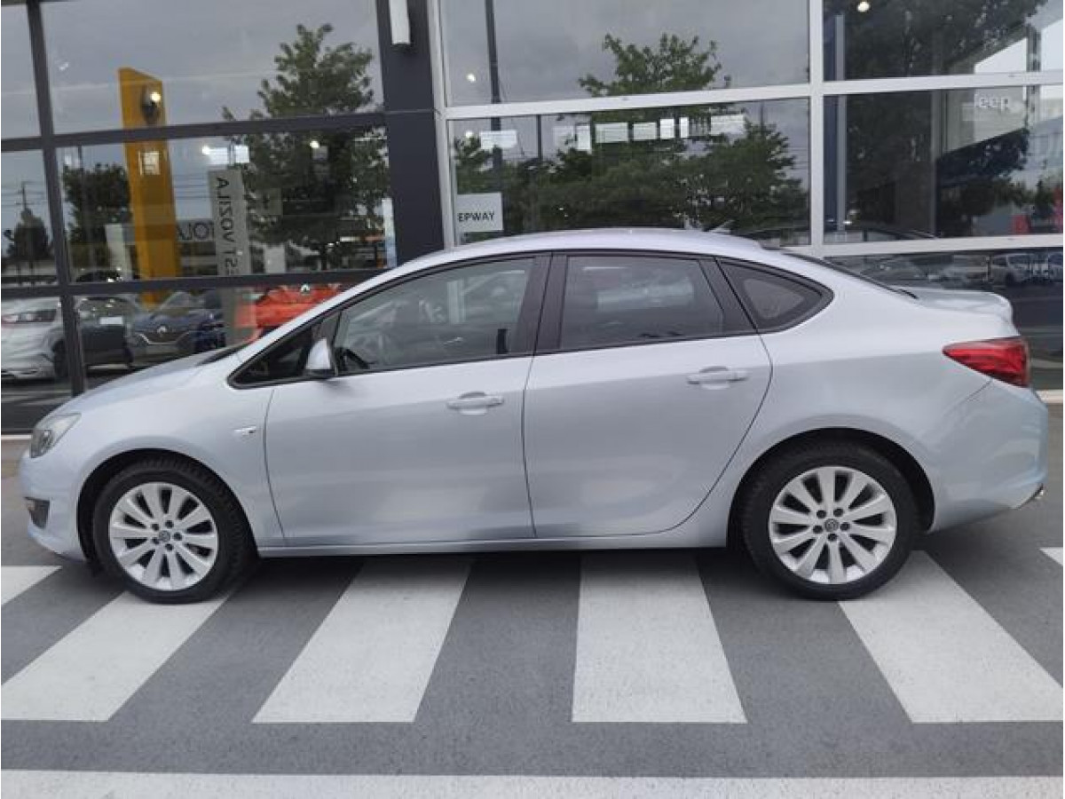 Opel Astra J 1.4 Enjoy