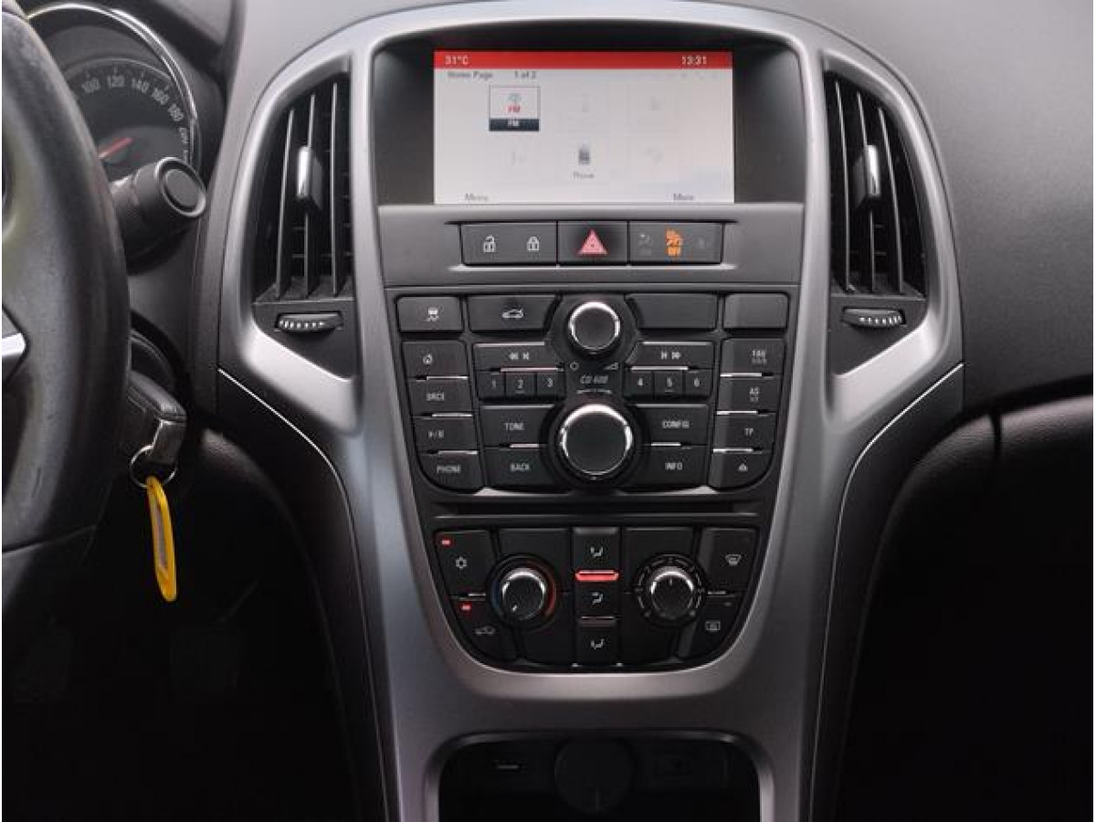 Opel Astra J 1.4 tng Enjoy