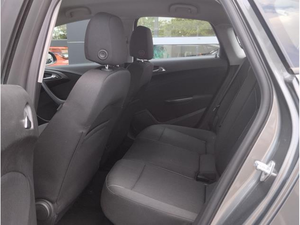 Opel Astra J 1.4 tng Enjoy