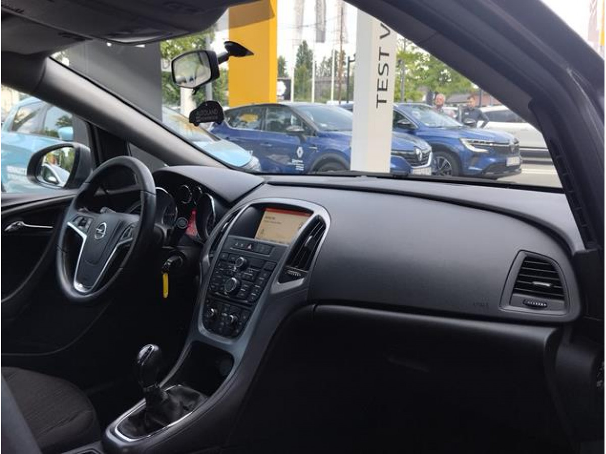 Opel Astra J 1.4 tng Enjoy