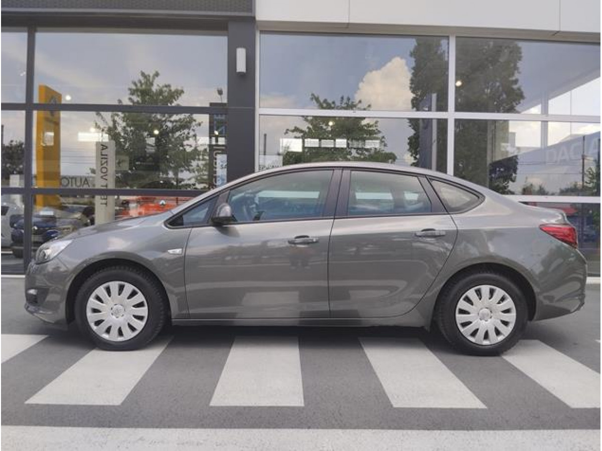 Opel Astra J 1.4 tng Enjoy