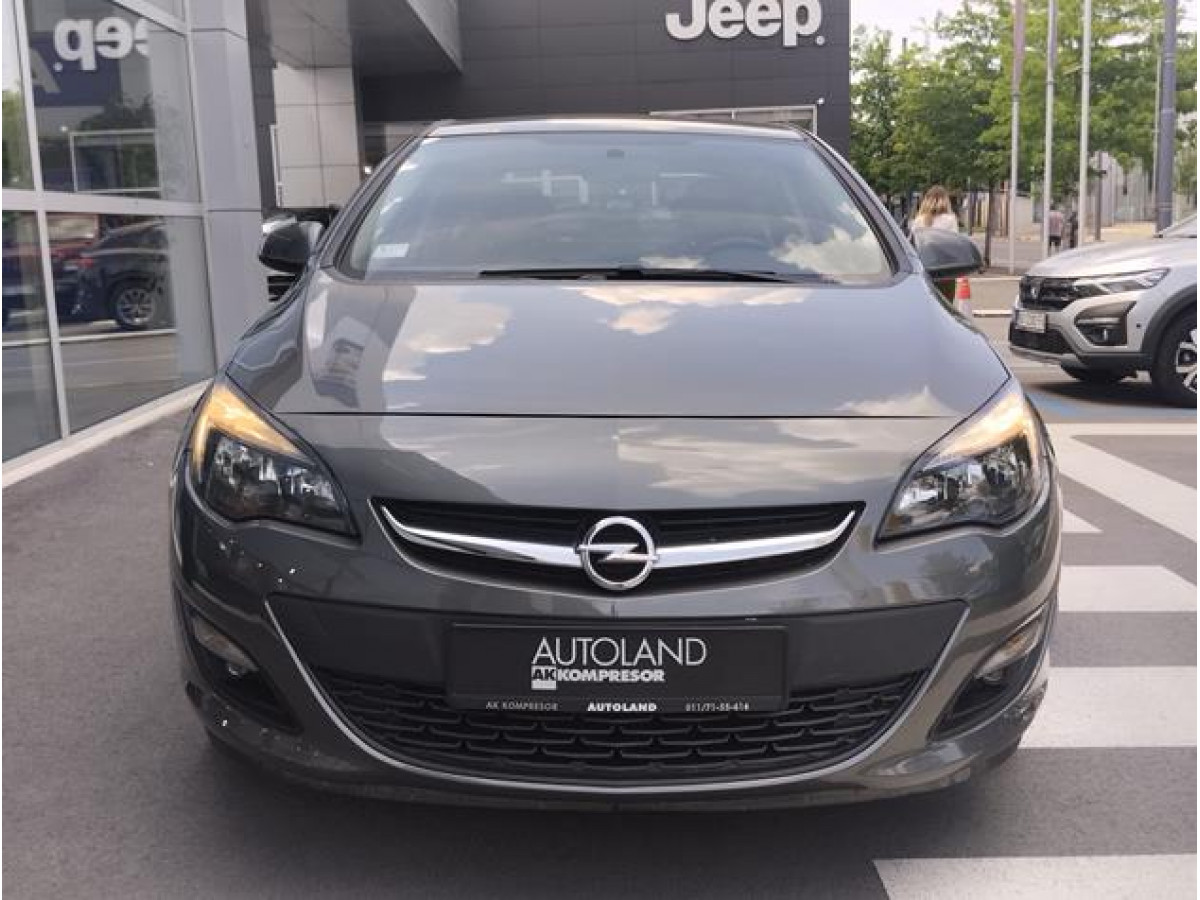 Opel Astra J 1.4 tng Enjoy