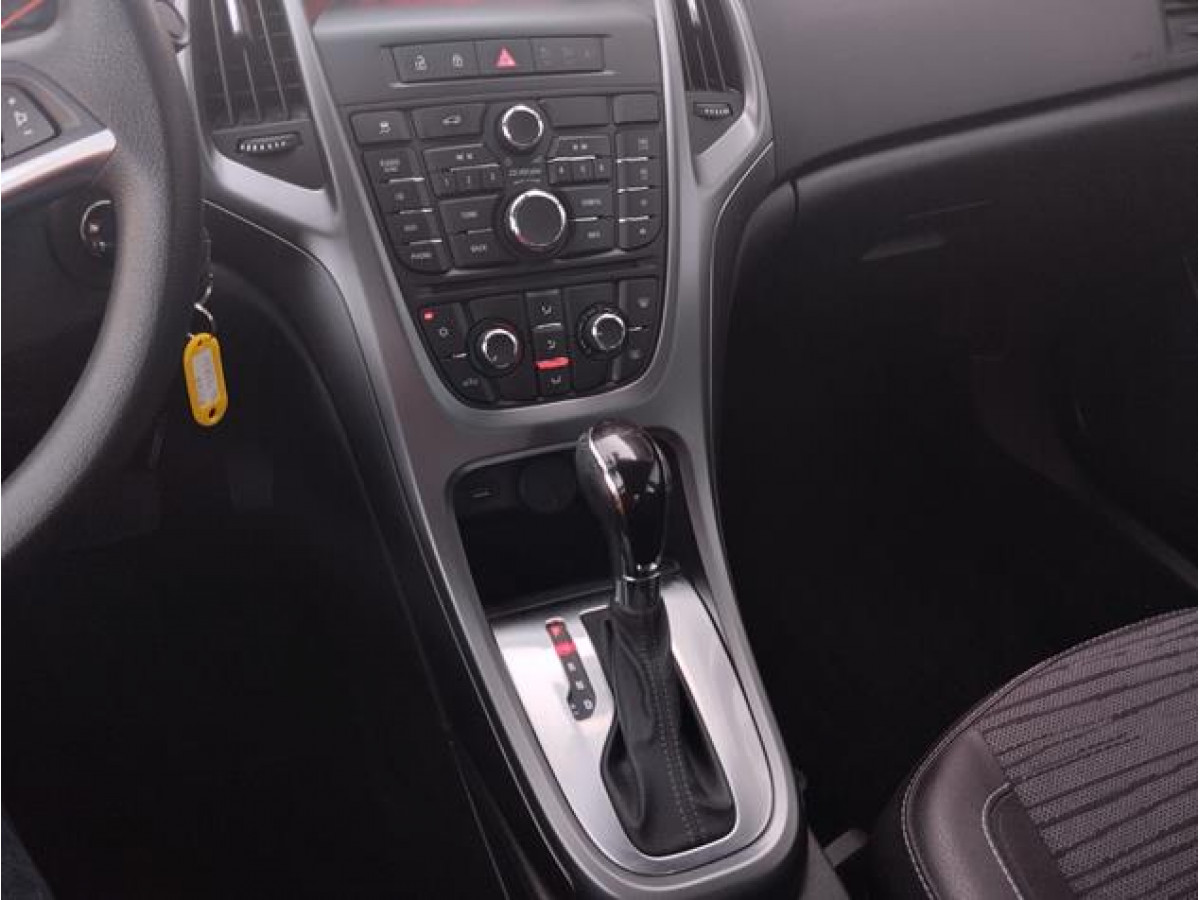 Opel Astra J 1.6 Enjoy Aut