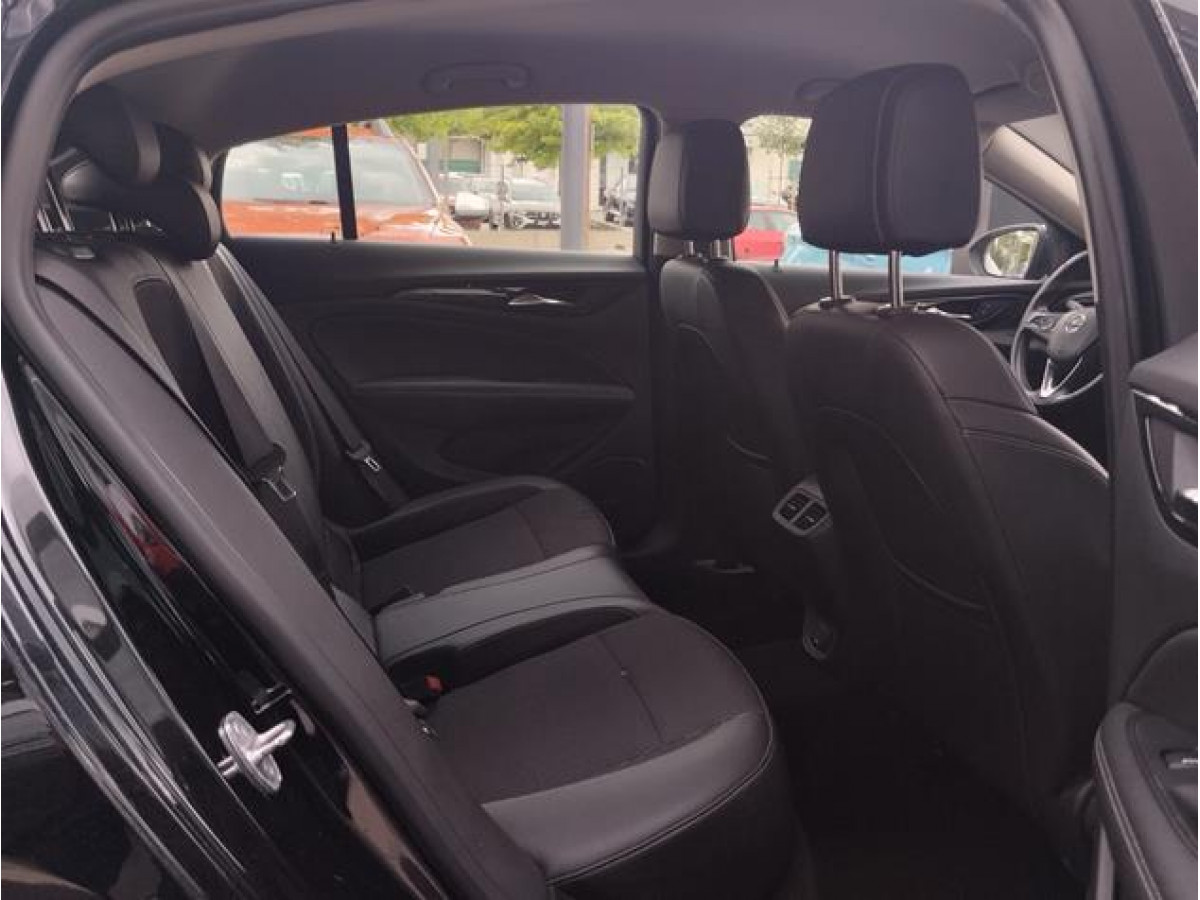 Opel Insignia 1.6 cdti AUT