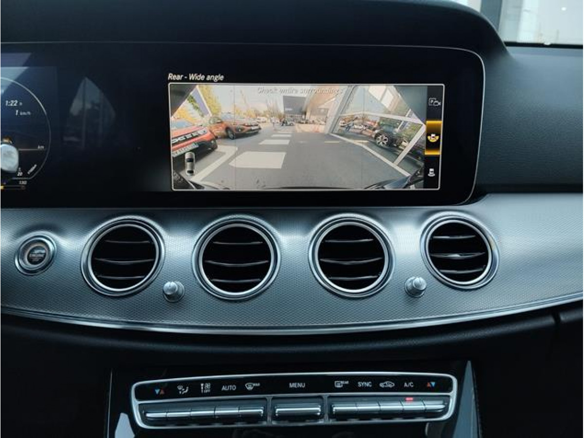 Mercedes Benz E 220 D 4MATIC