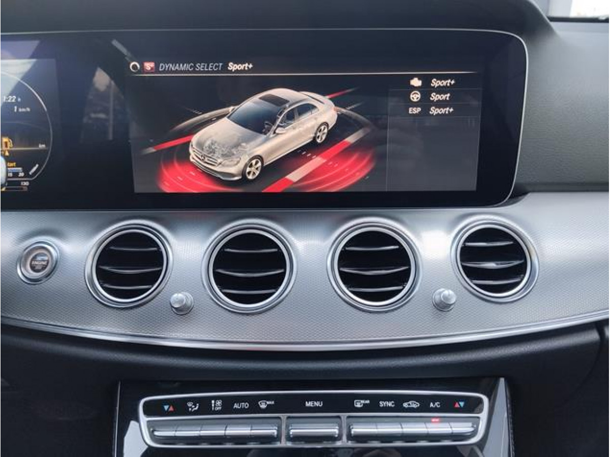 Mercedes Benz E 220 D 4MATIC