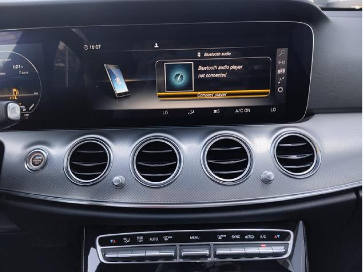 Mercedes Benz E 220 D 4MATIC