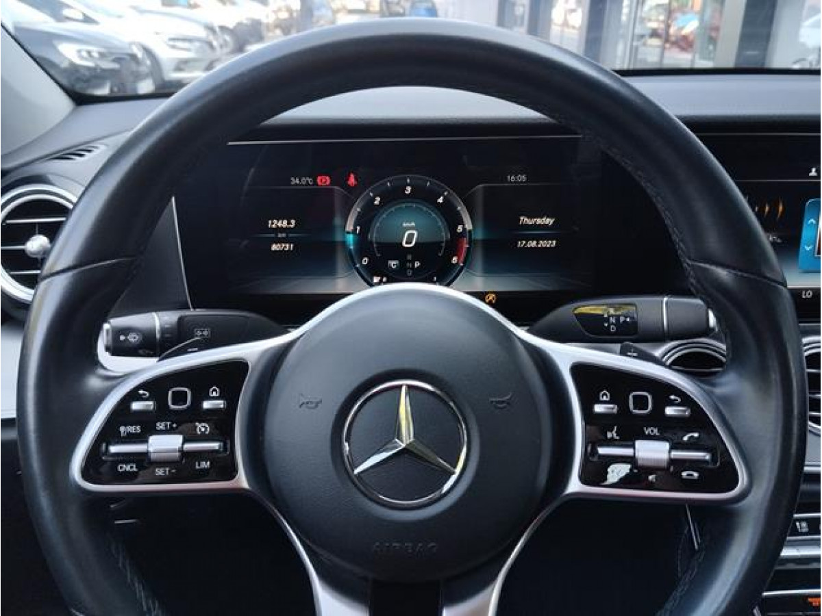 Mercedes Benz E 220 D 4MATIC