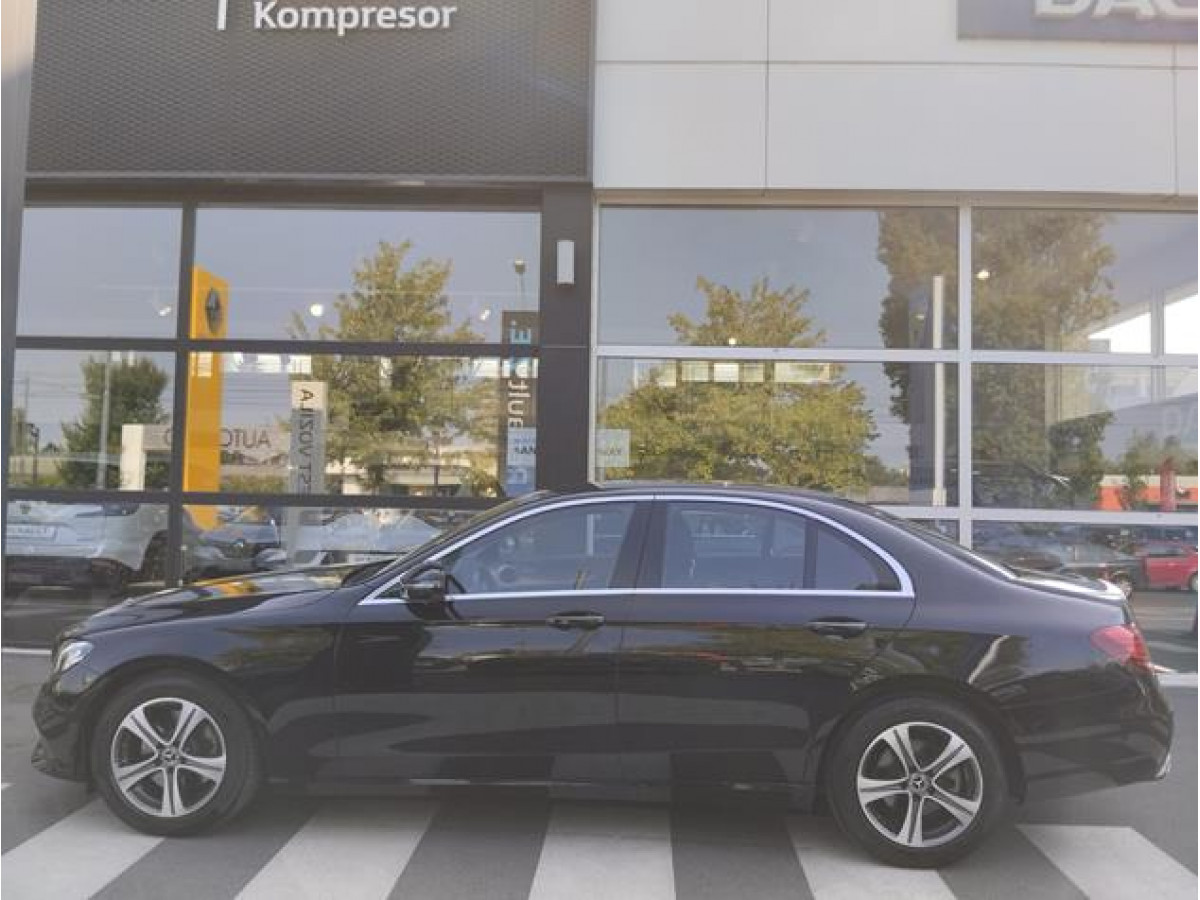 Mercedes Benz E 220 D 4MATIC