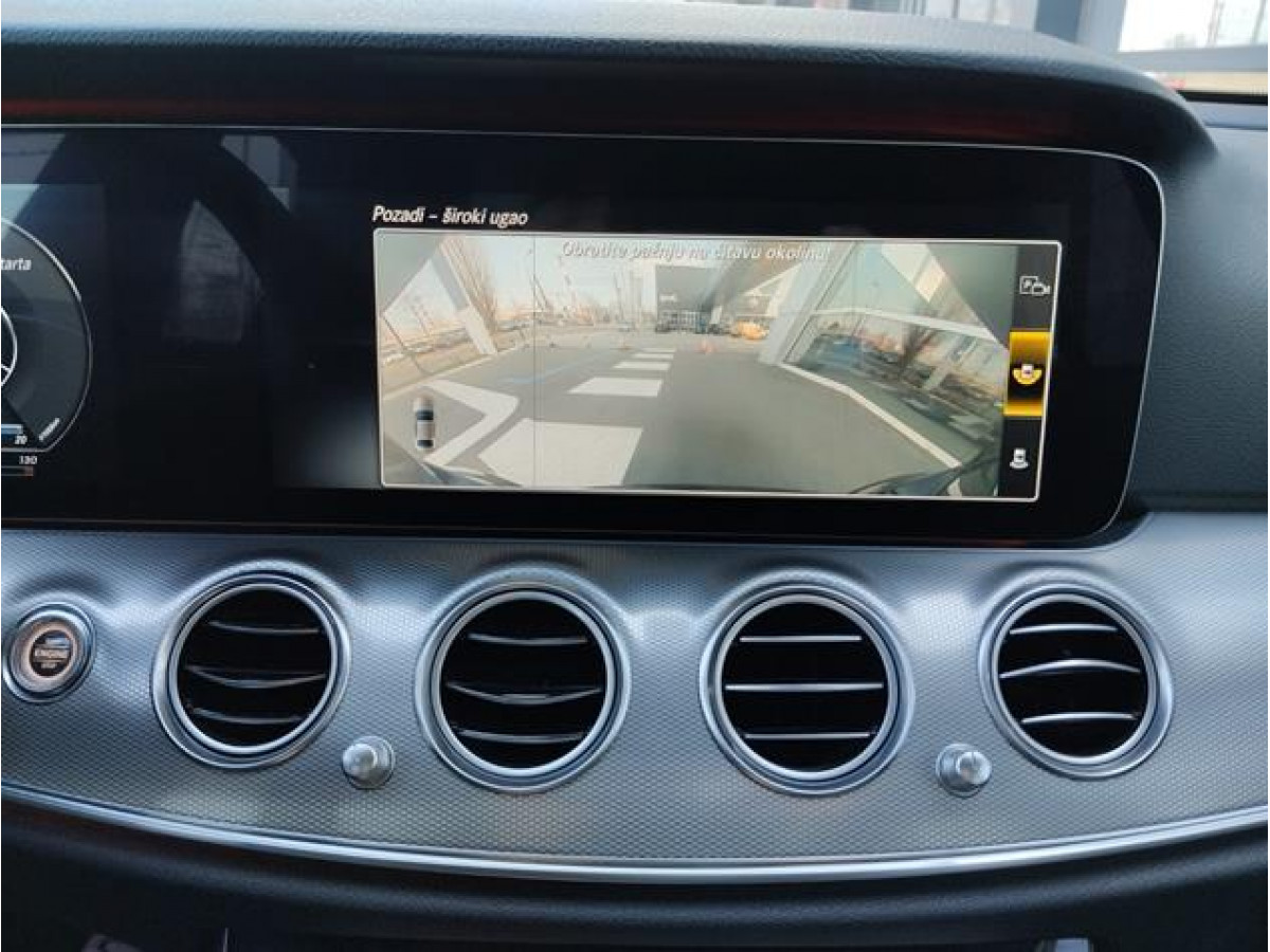 Mercedes Benz E 220 D 4MATIC