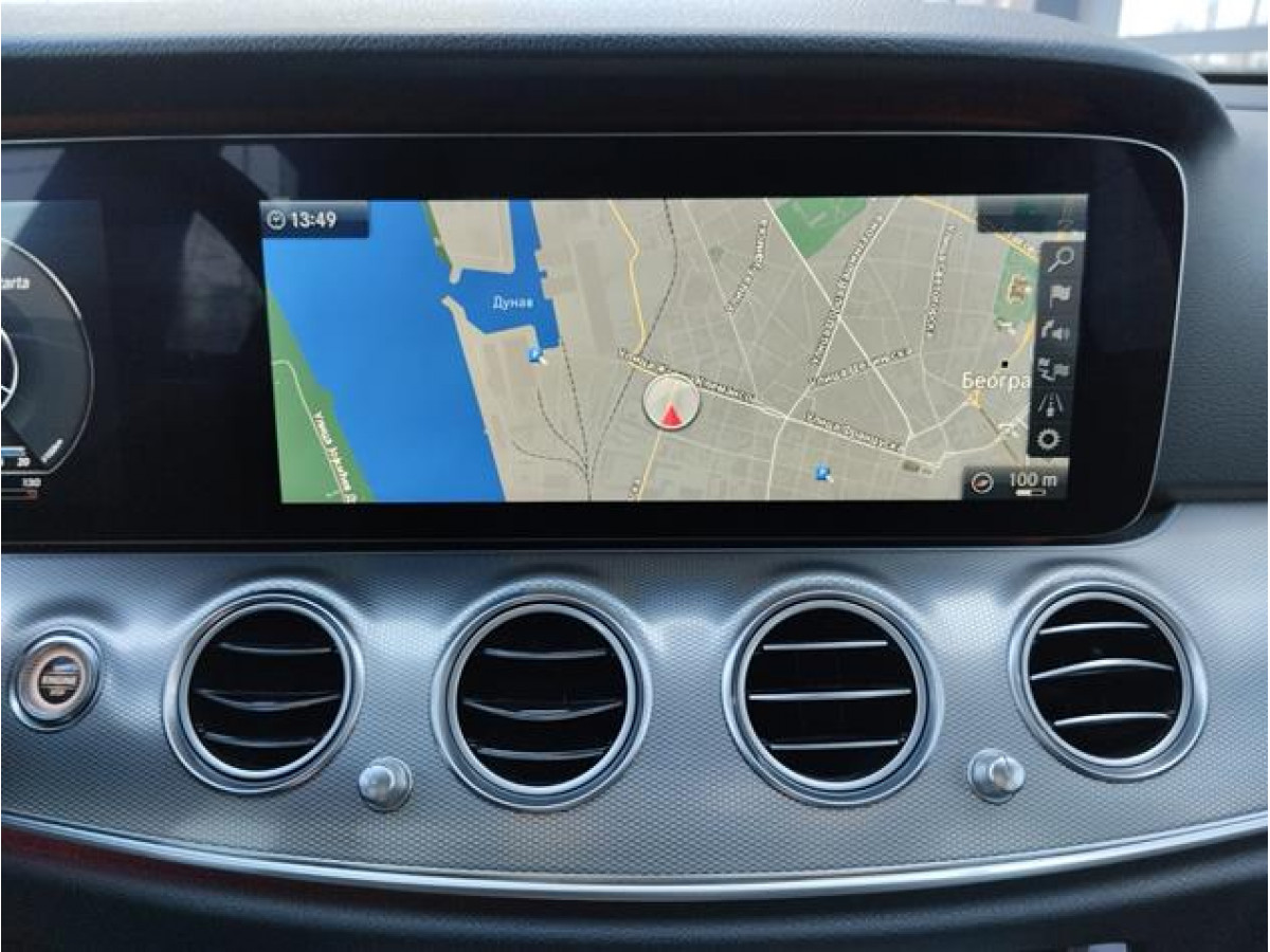 Mercedes Benz E 220 D 4MATIC